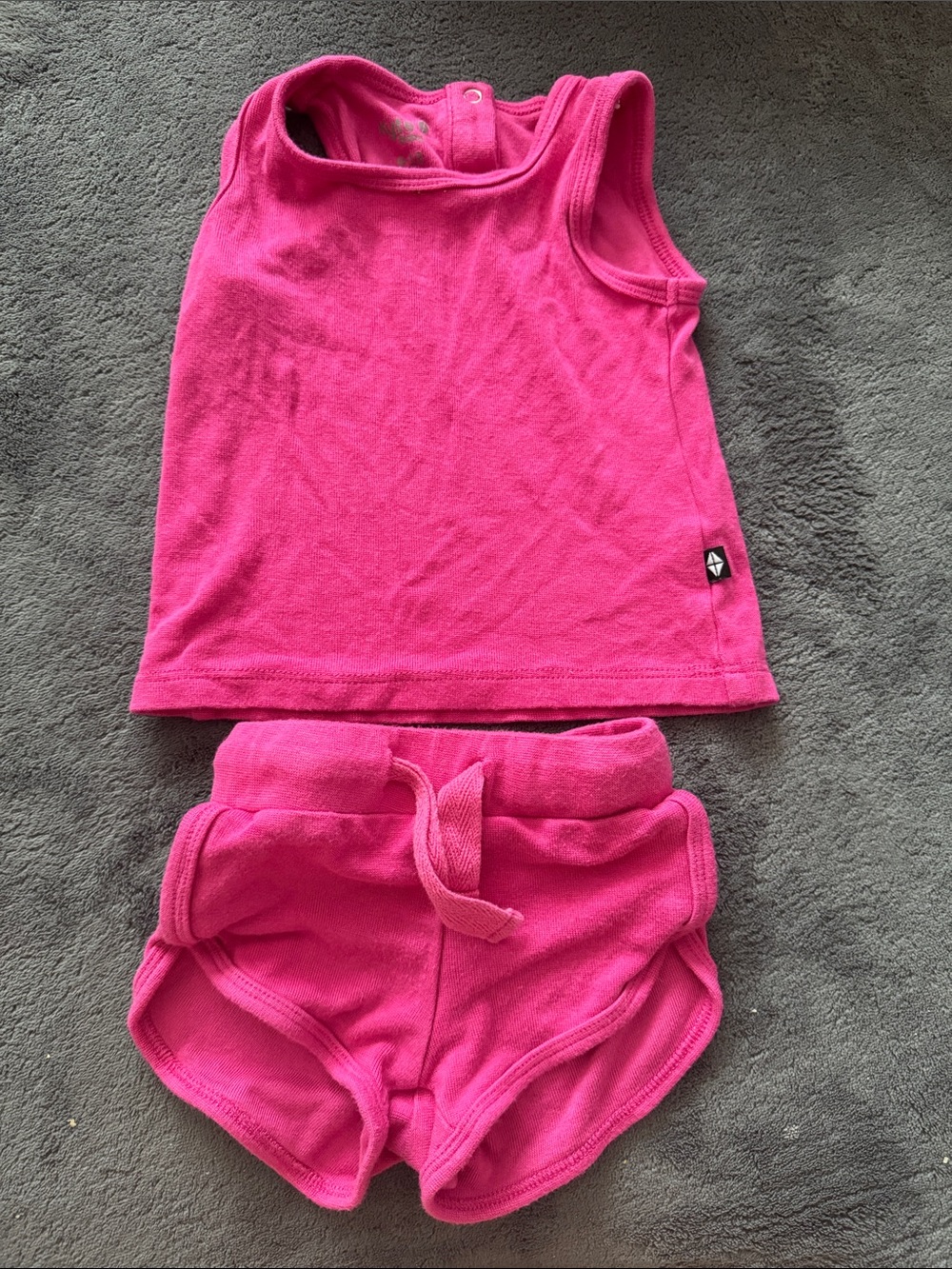 Kyte Baby Hot Pink Two-Piece Tank and Shorts Set 6-12 month